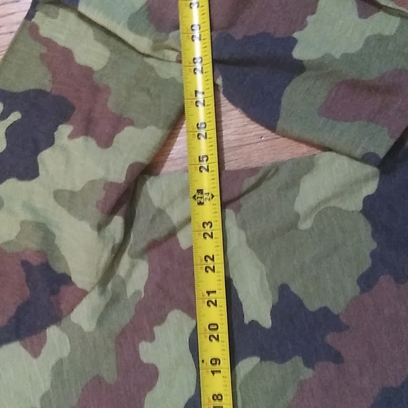 New Lane Bryant long sleeve tee. - Picture 7 of 14